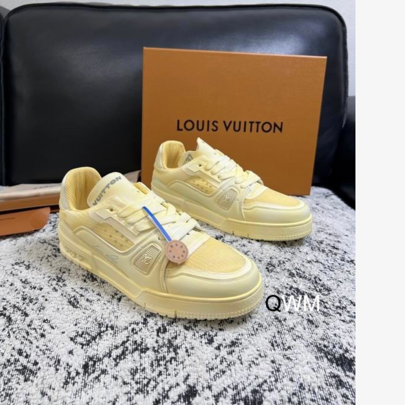 Louis Vuitton Sneakers